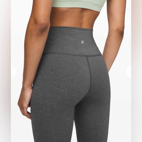 Lululemon Wunder Under High-Rise 1/2 Tight 17" Size 6 In Heathered Black - Picture 5 of 10